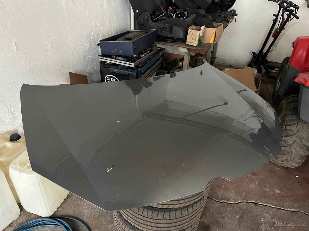 Kapota vw golf 6 - 2