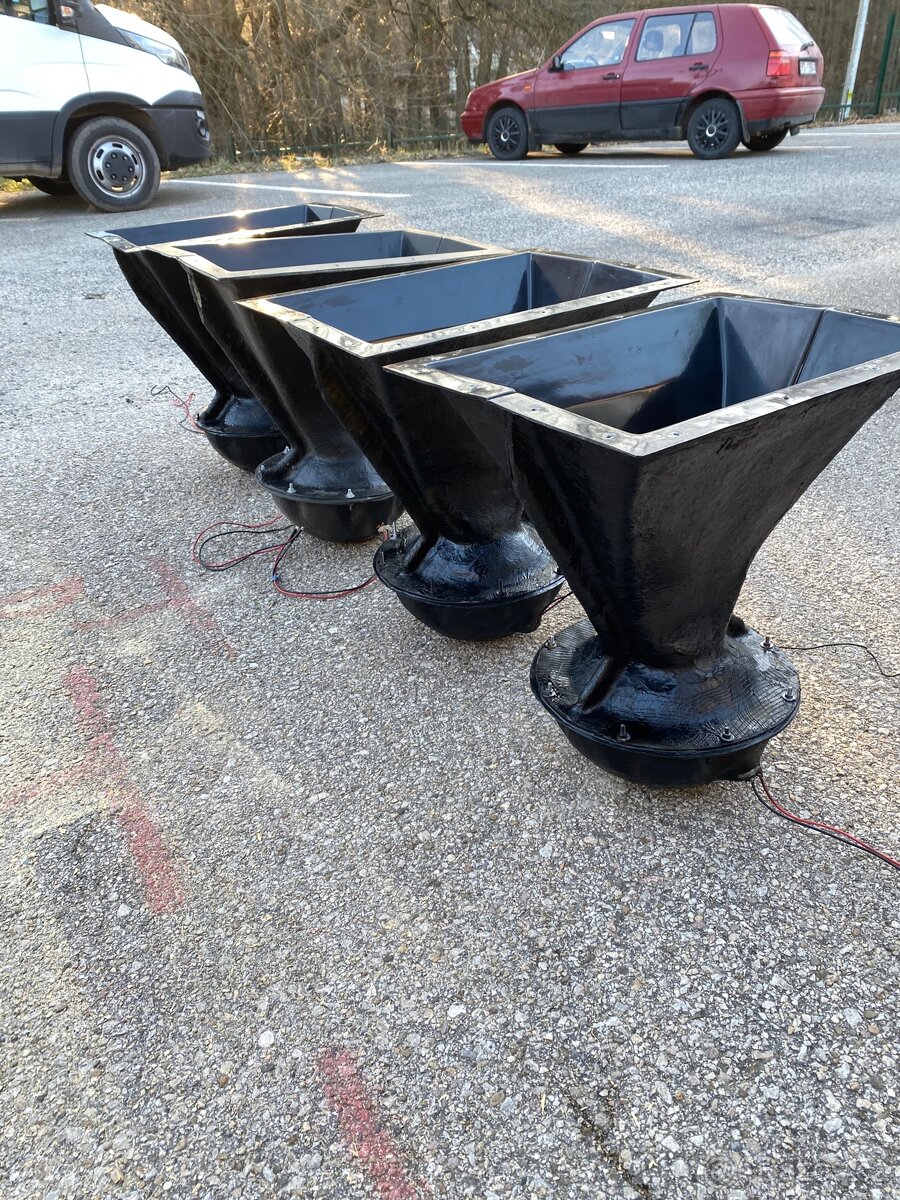 Predám Horna 12” uhol60x45+reproduktor beyma 12mi100 - 2