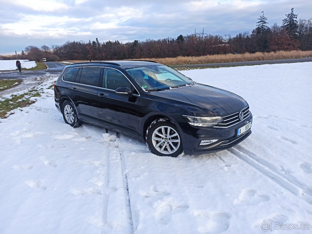 Volkswagen Passat Variant Business 2.0 TDI 110 kW DSG - 2
