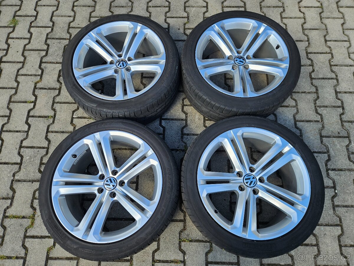 Originální VW Mallory 5x112 Letní 255/40/19 - 2