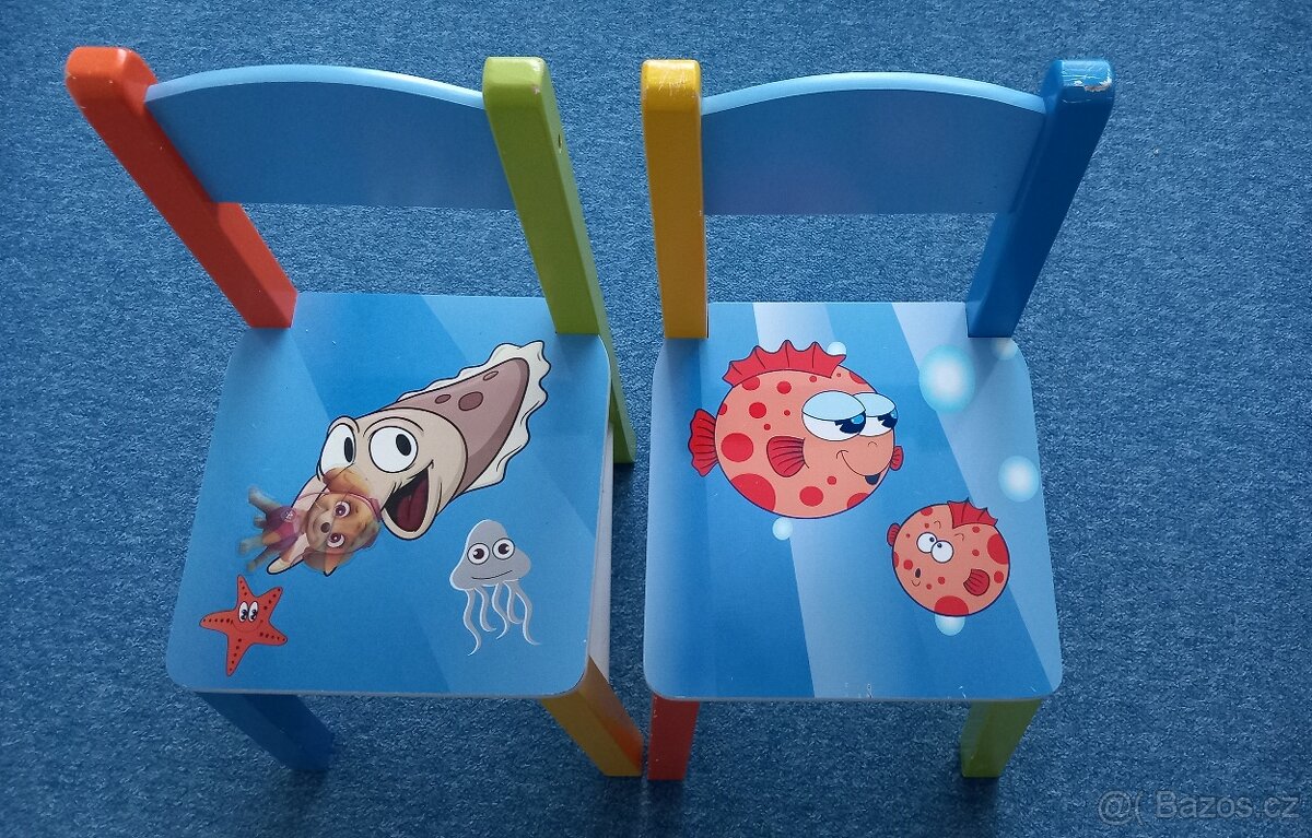 Dětský stolek a 2 židle - 2