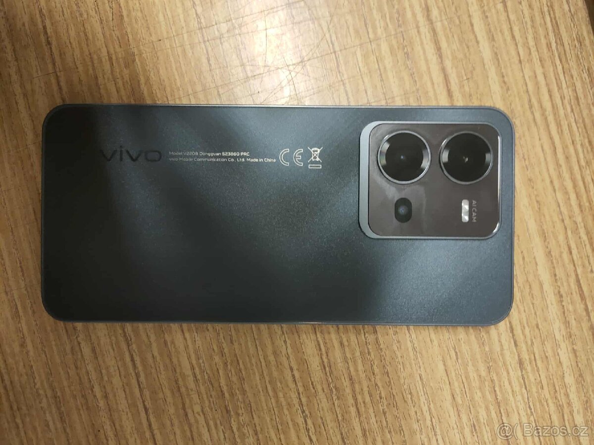 Vivo x 80 - 2