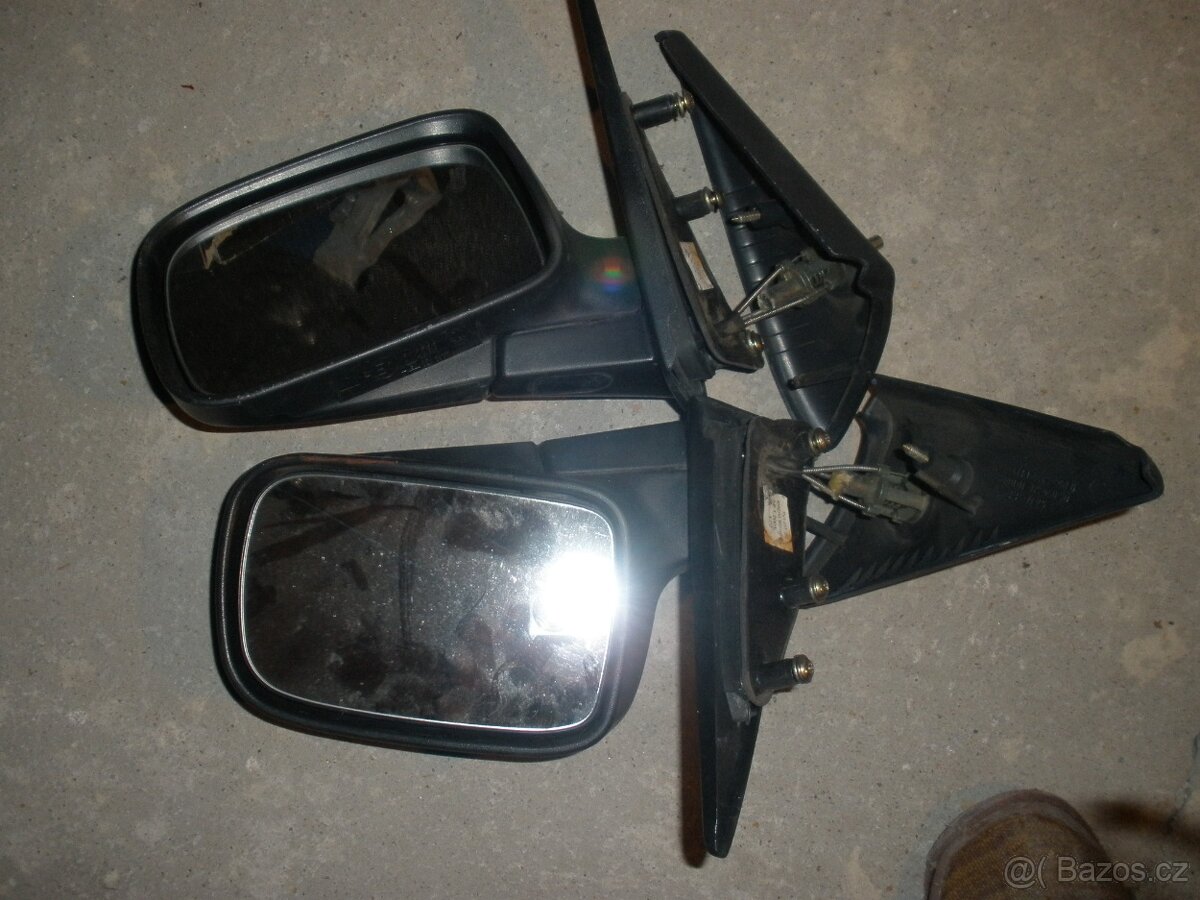 ZPĚTNE ZRCÁTKA VNĚJŠÍ ŠKODA FELICIE - 2