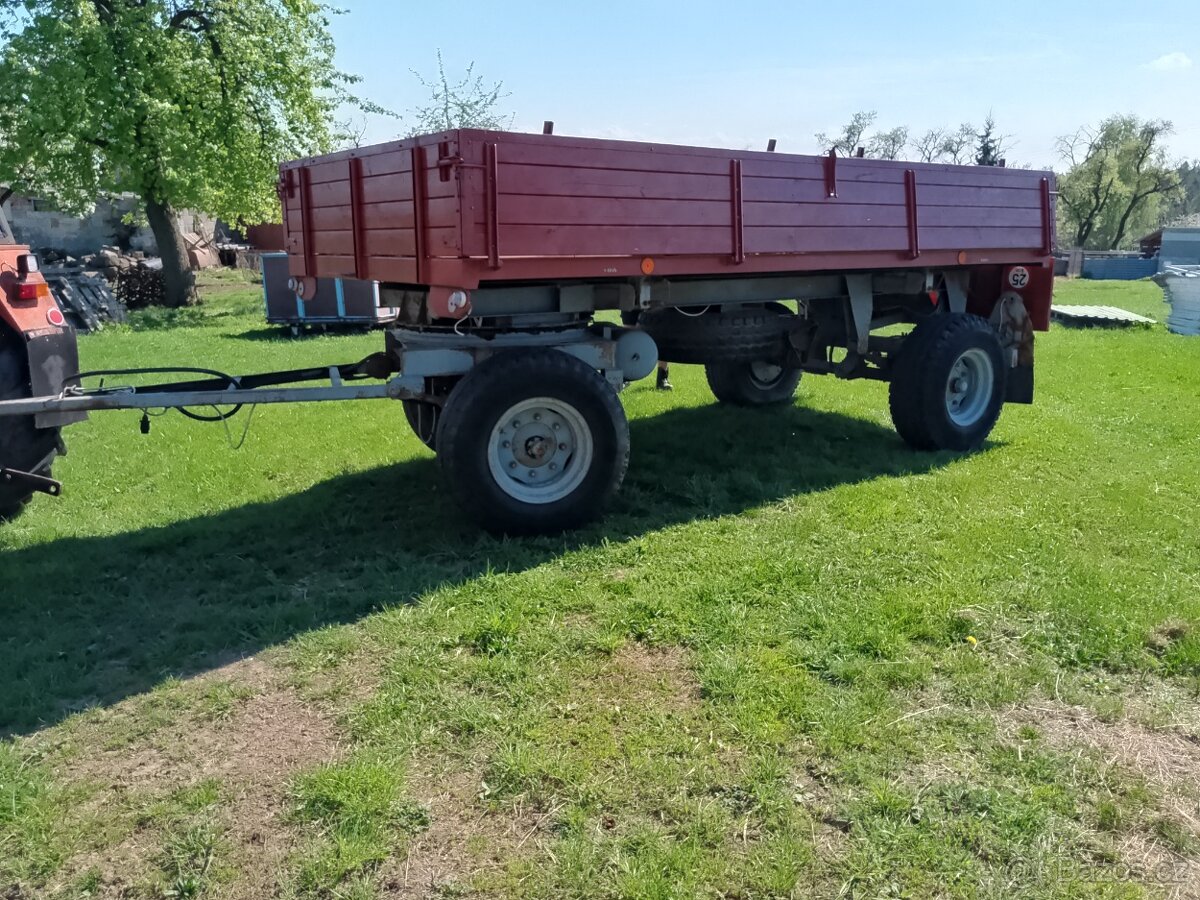 Traktorový sklápěcí přívěs 6t - 2
