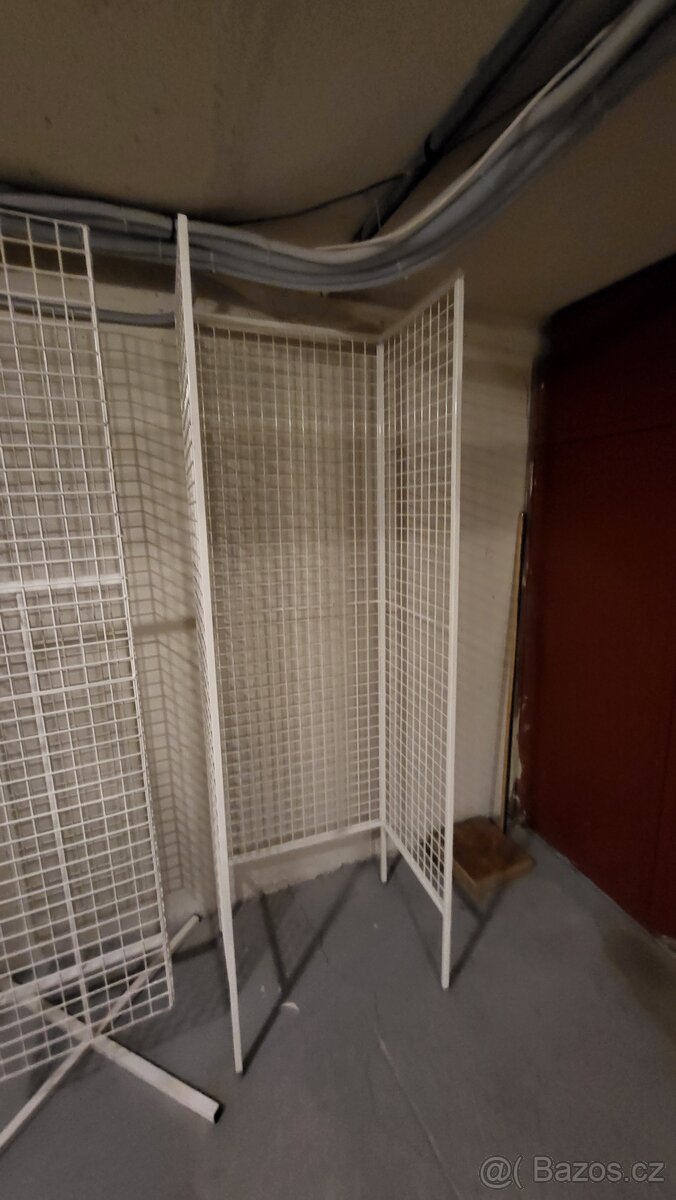 Sada - 3 prodejní stojany - 2