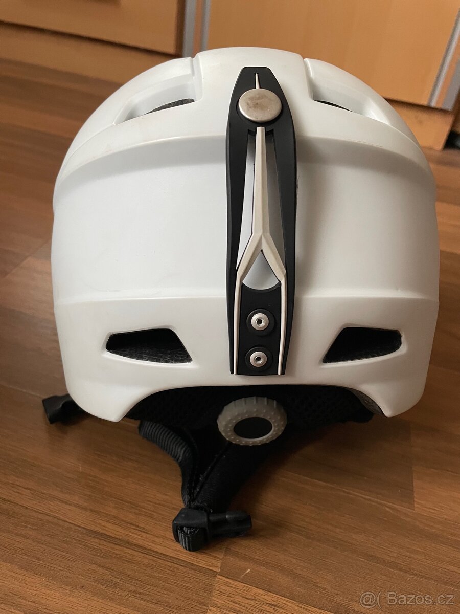 Lyžařská/snowboardová helma - 2