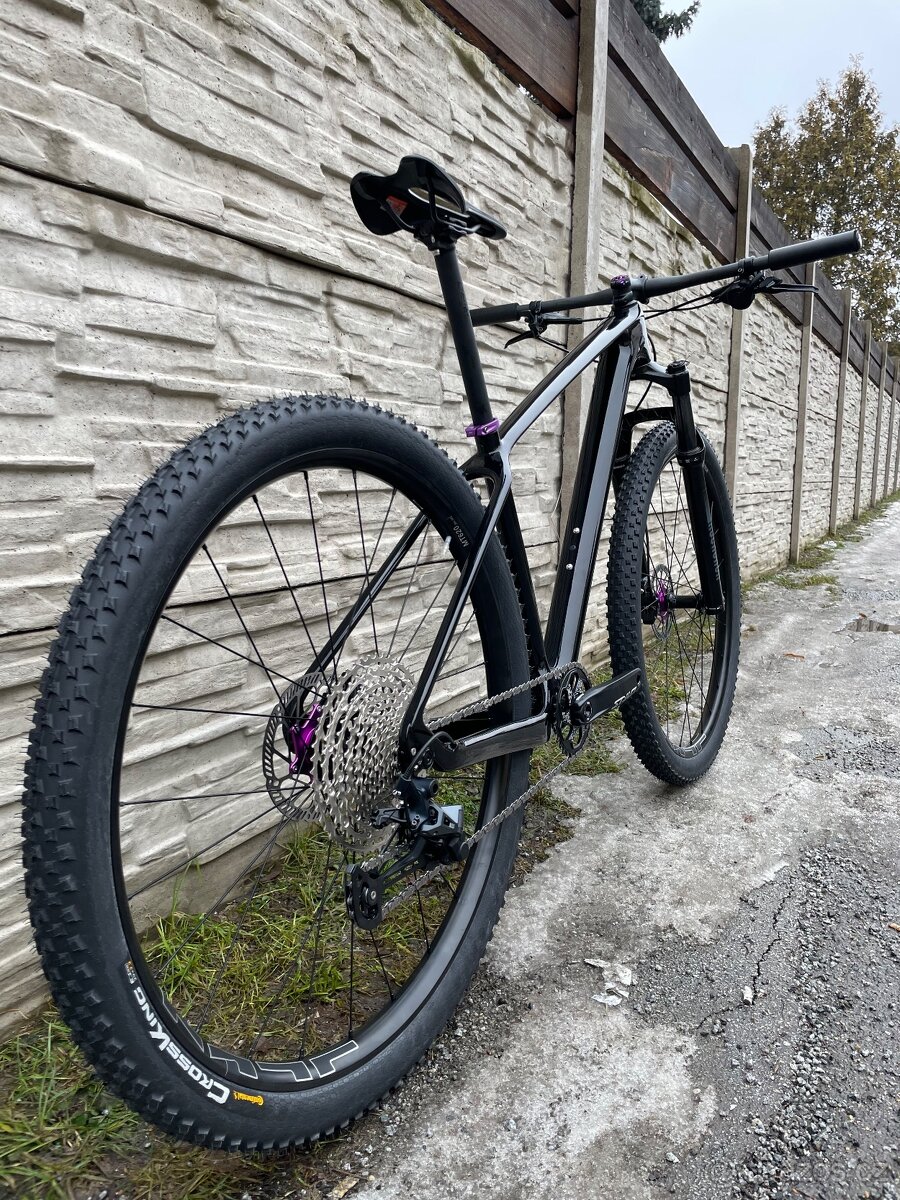 Horské kolo Carbon 29” - 2
