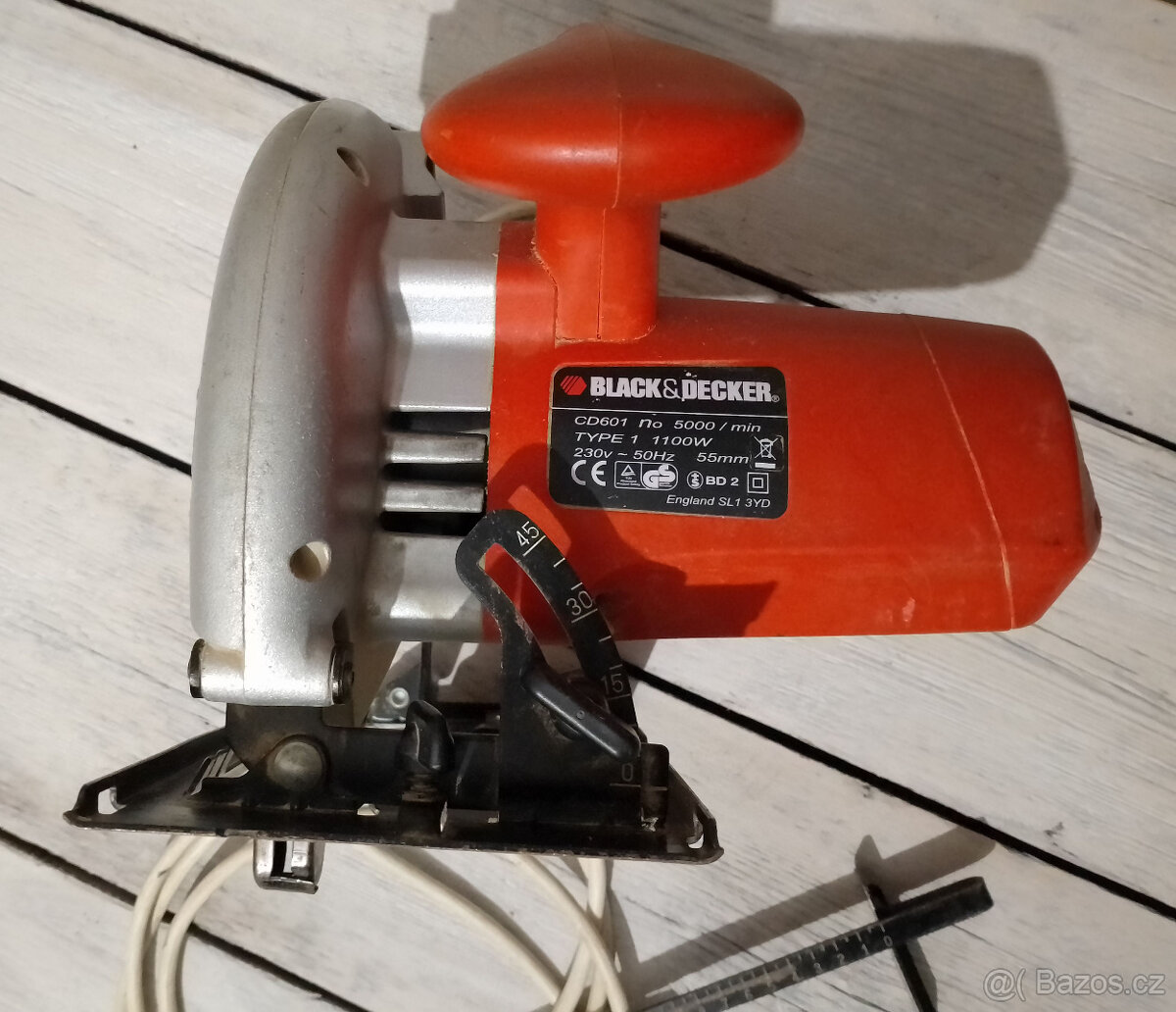 Silný mafl Black and Decker CD 601 - 2