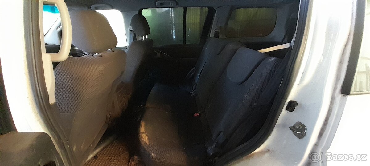 Pathdinder 2005 128 kw 2.5 DCi - 2