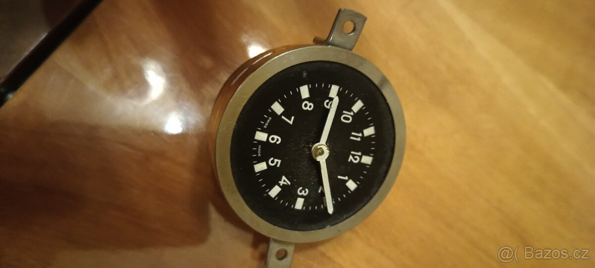 Historické auto hodiny do tachometru - 2