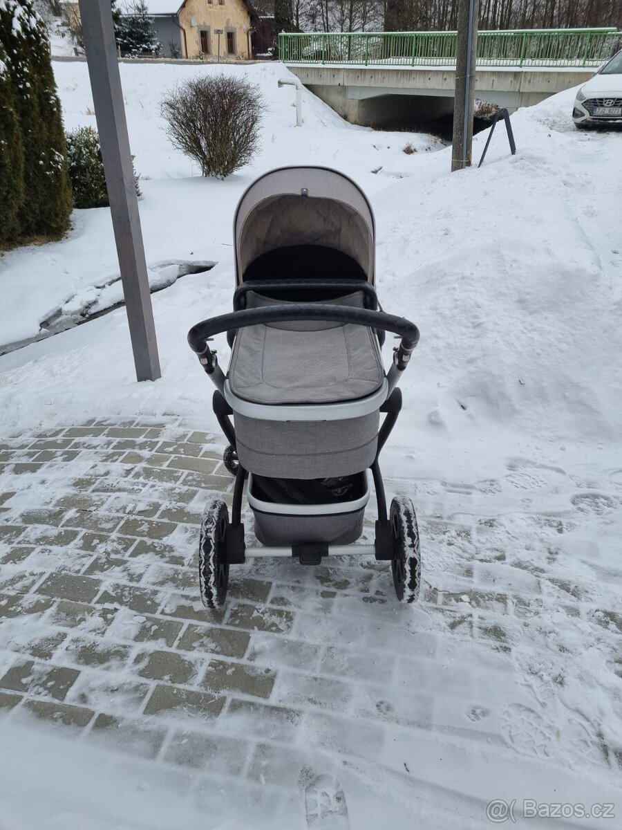 Prodam kocarek Joolz Day 2 - 2