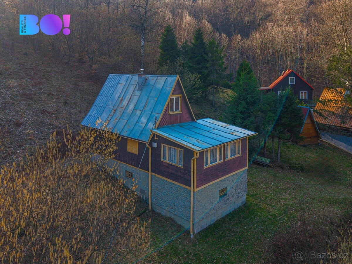 Prodej chaty v Komorní Lhotce - 2