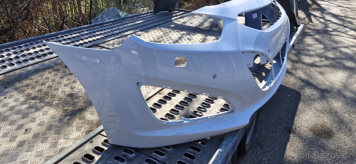 Predni naraznik hyundai i40 - 2