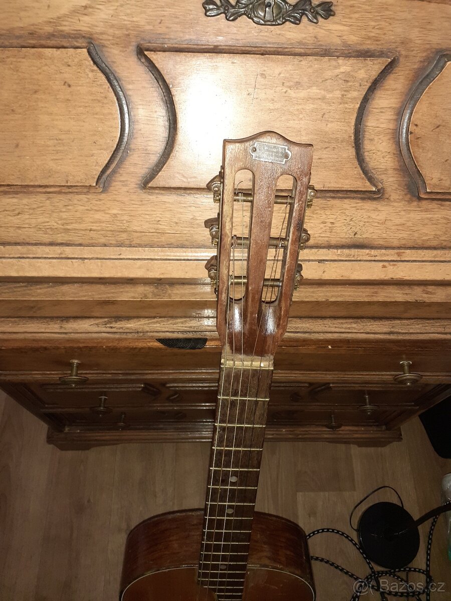 Kytara -Vídeňka - 2