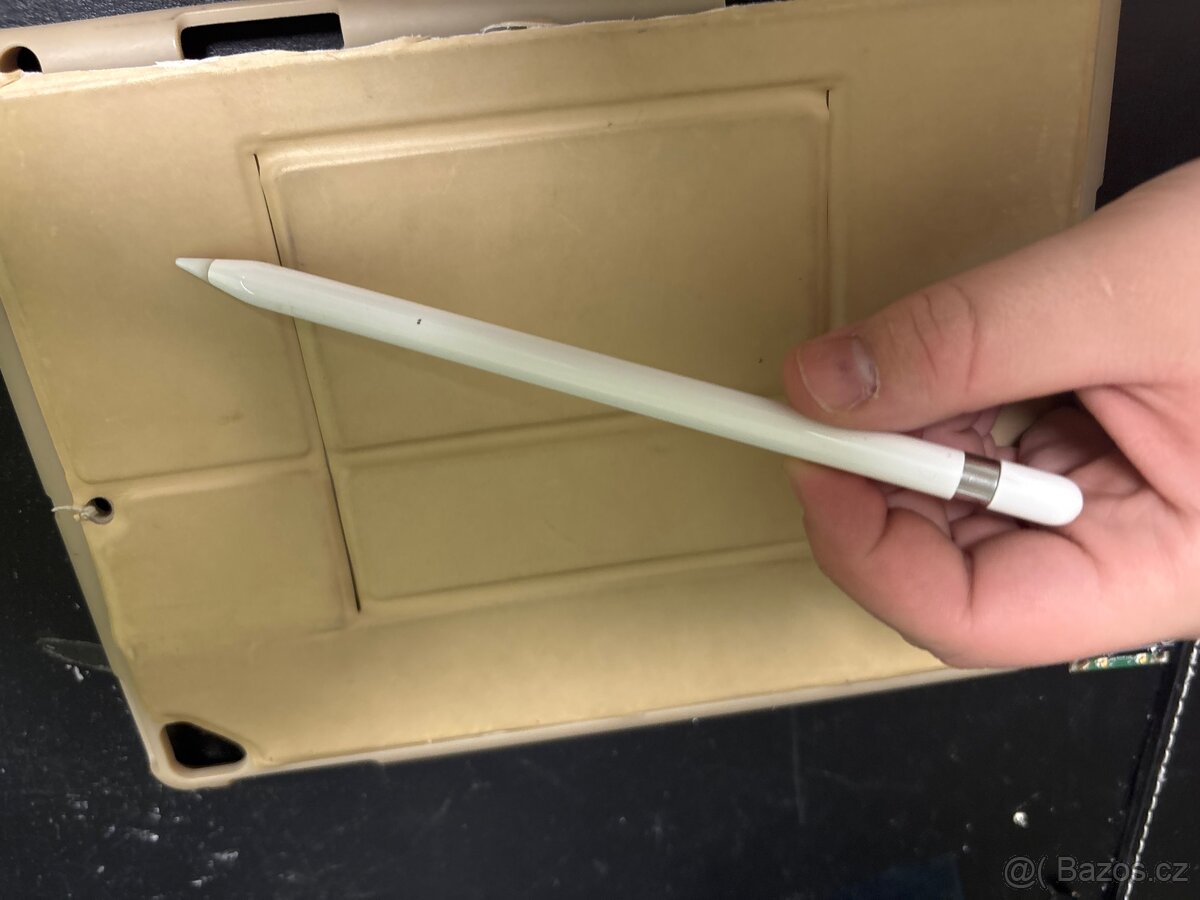 Prodám apple pencil 1.generace - 2