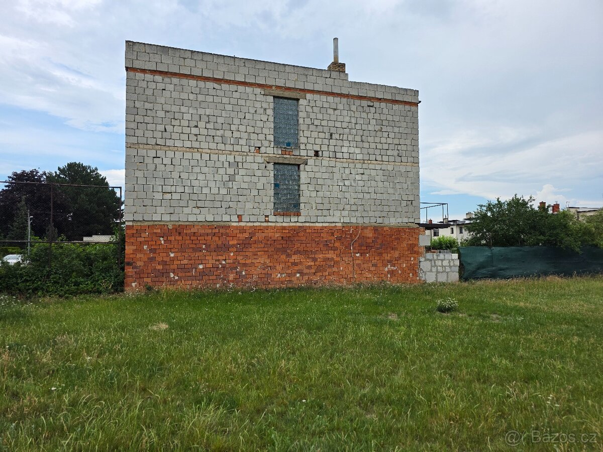 Prodám dům 8+1 - 2