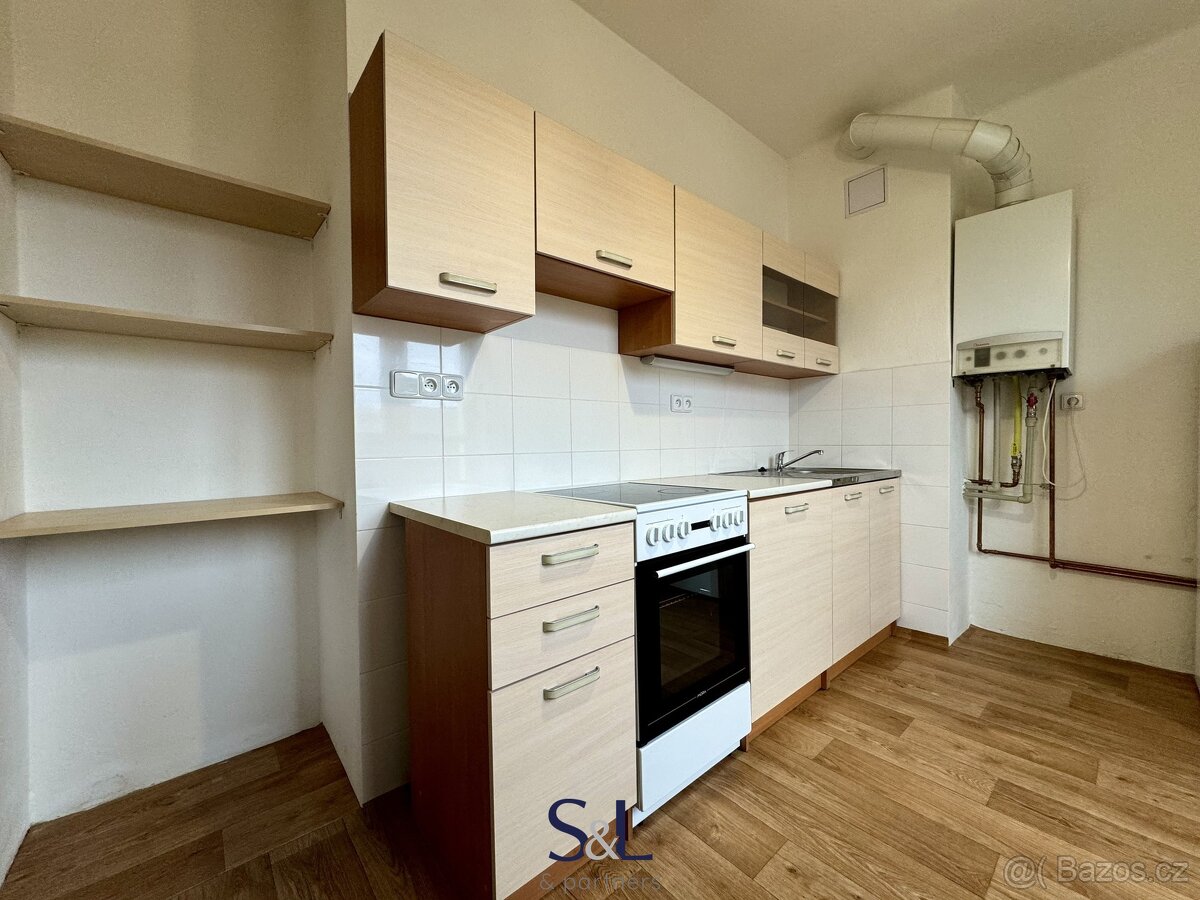 Pronájem byty 2+1, 50 m² - Nový Bor, ev.č. 01408 - 2