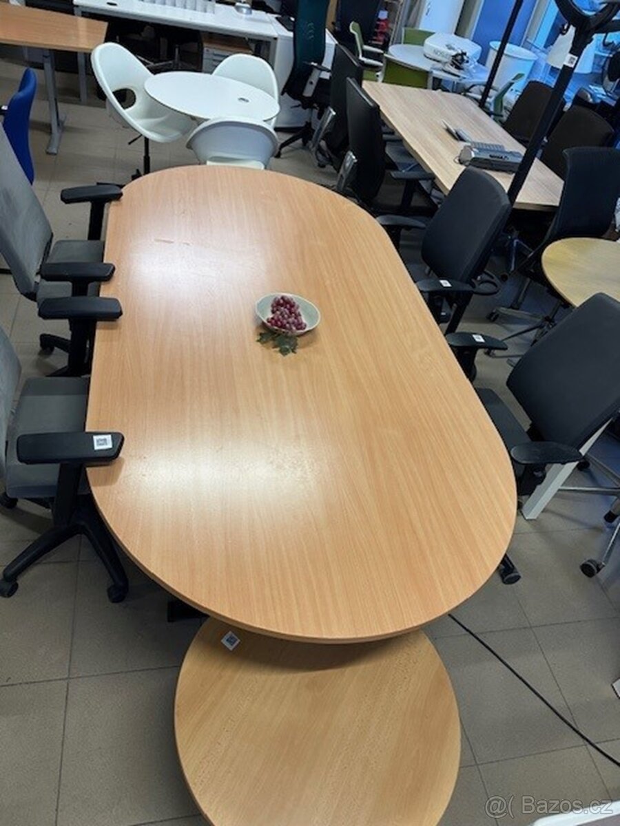 prodám jednací stůl 190x90 x75 - 2