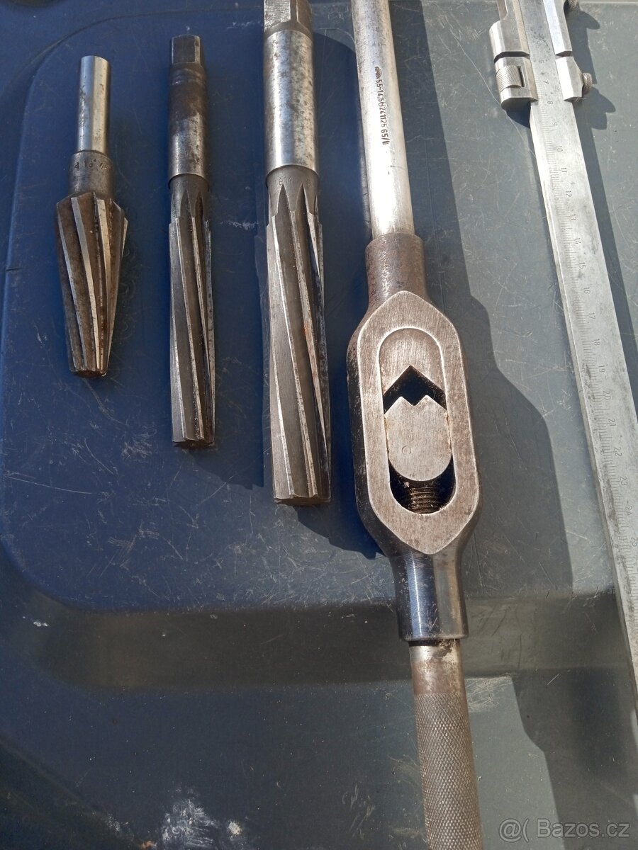 Posuvné měřítko Somet,frézky,vratidlo - 2