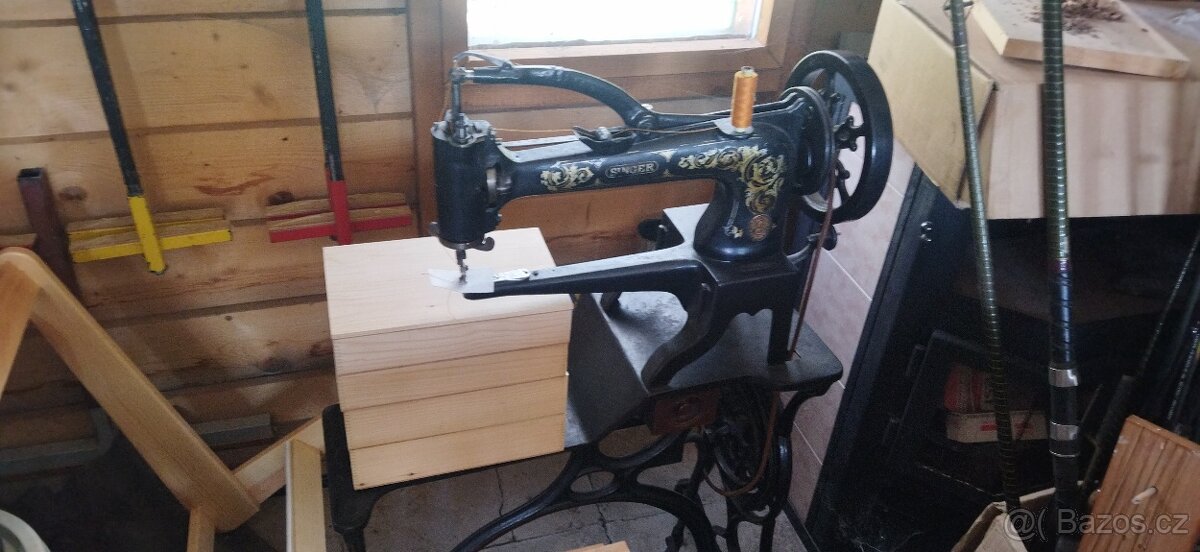 Obuvnický šicí stroj Singer - 2