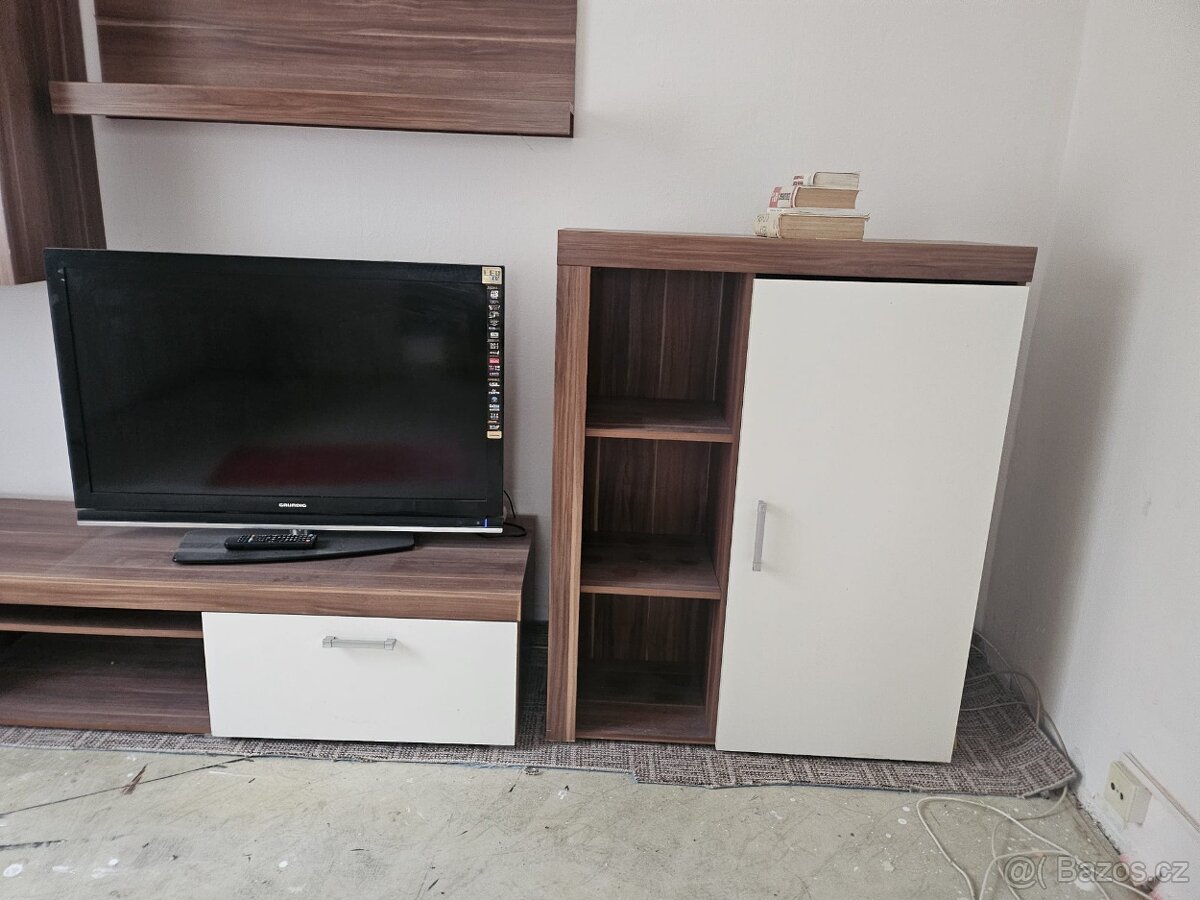 Obývací stěna - 2