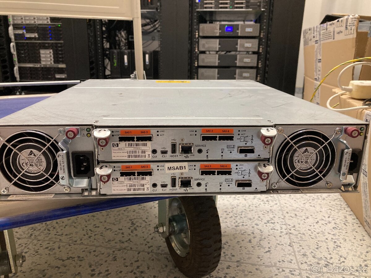 Diskové pole (1) HP 582939-002 2U Storage Drive Cage Enclosu - 2