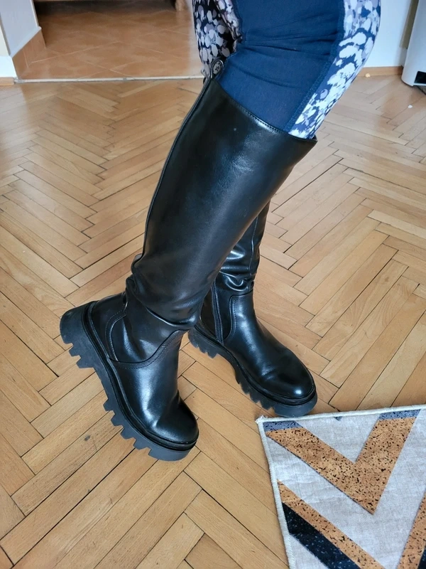 Top stav Reserved kozačky gladiatory vel 38 - 2