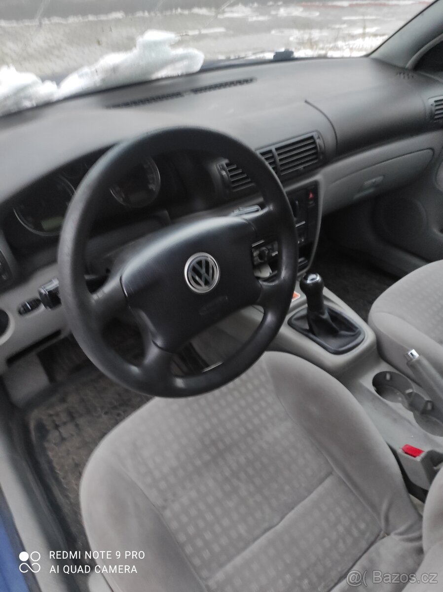 Prodám VW passat 2,5 kombi - 2
