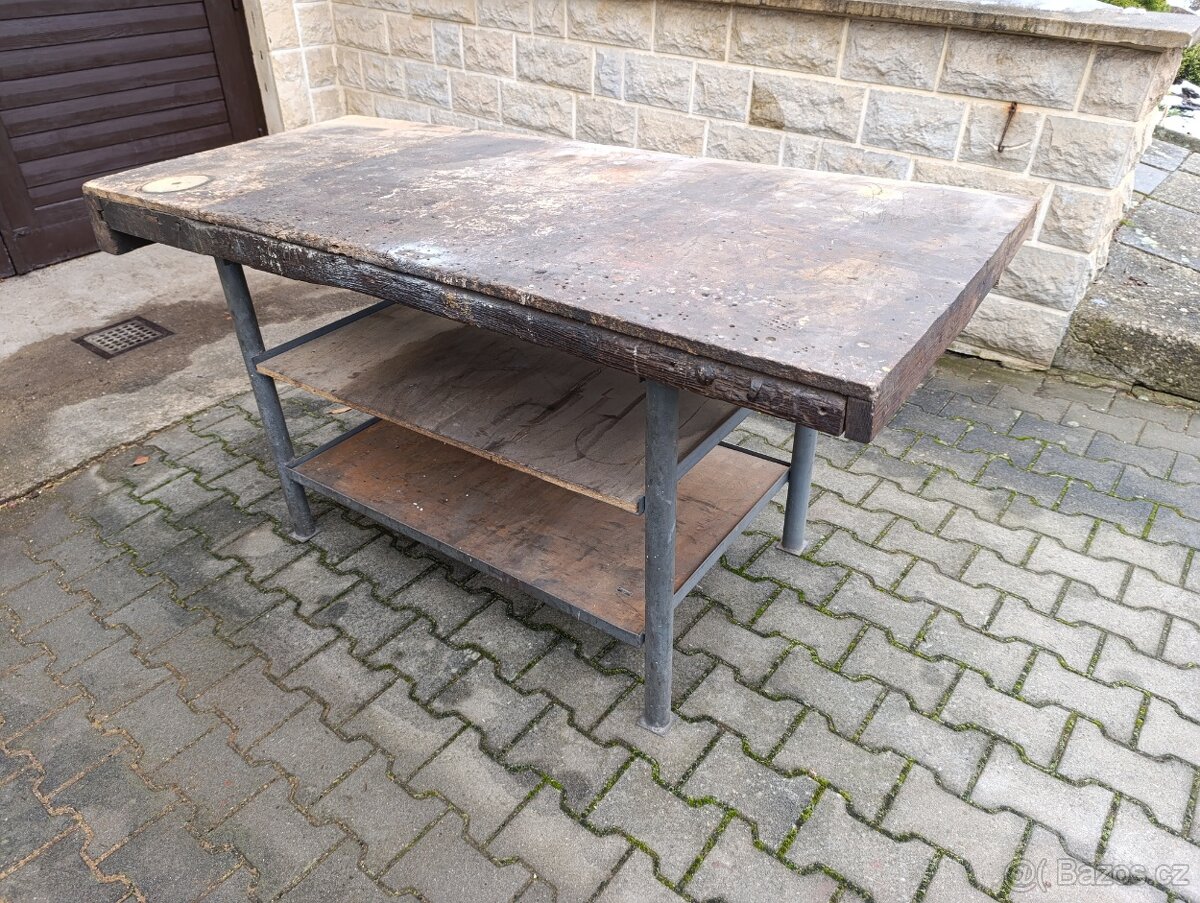 Dílenský pracovní stůl - ponk - 2