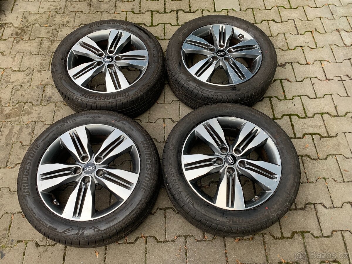 Hyundai 18" - 2