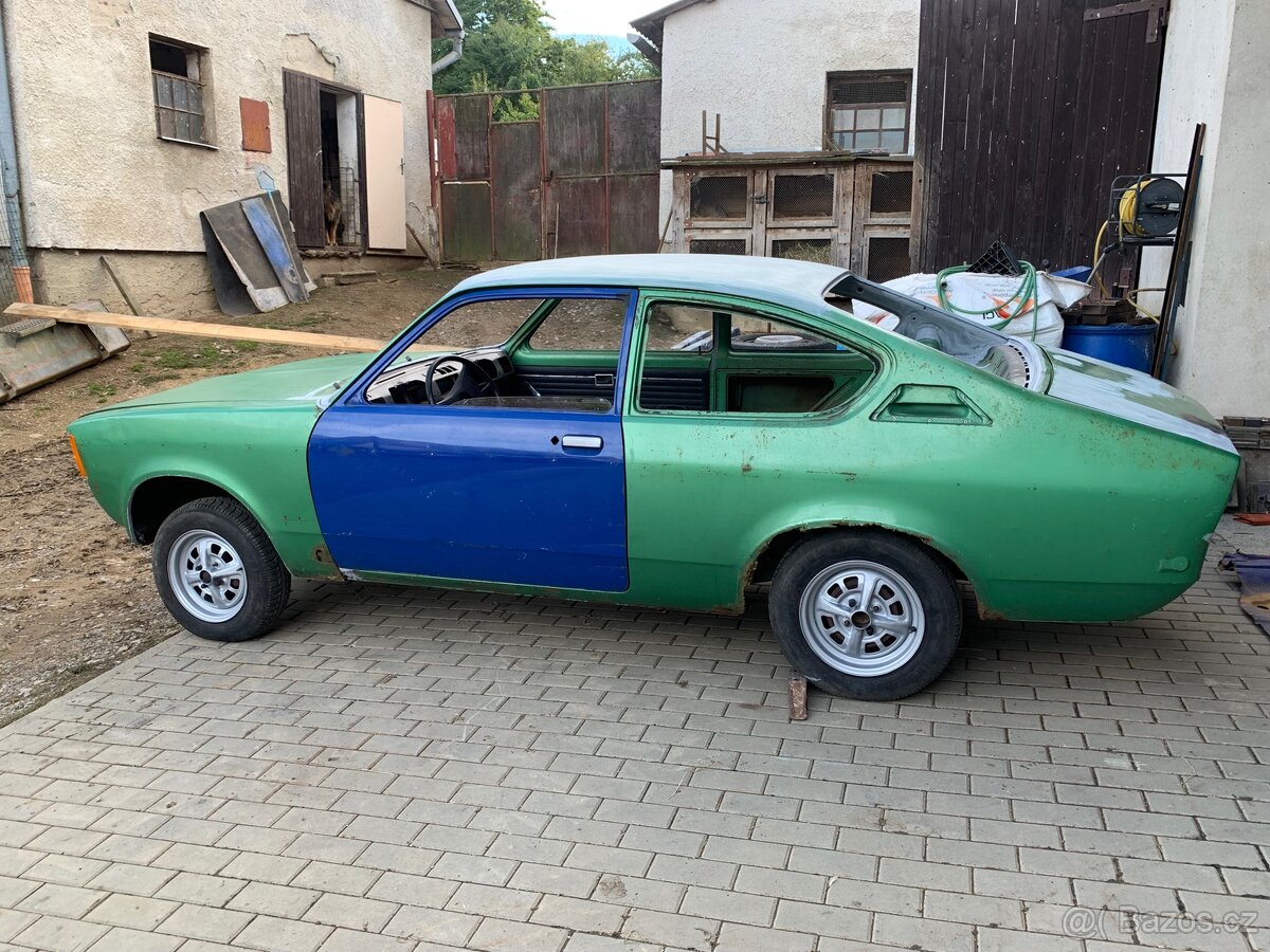 Opel Kadett C coupe - 2