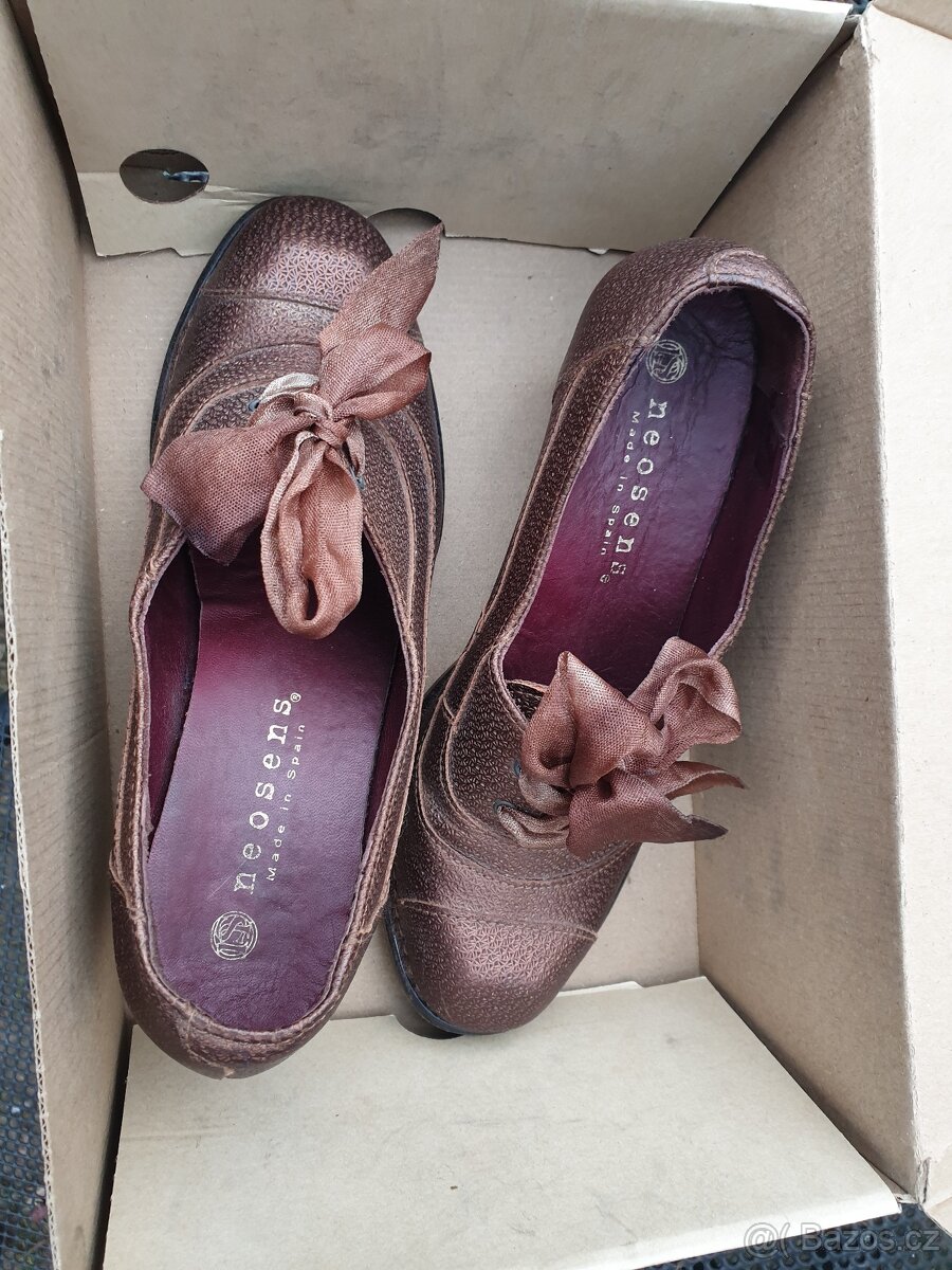 Dámské boty na klínku Neosens - 2