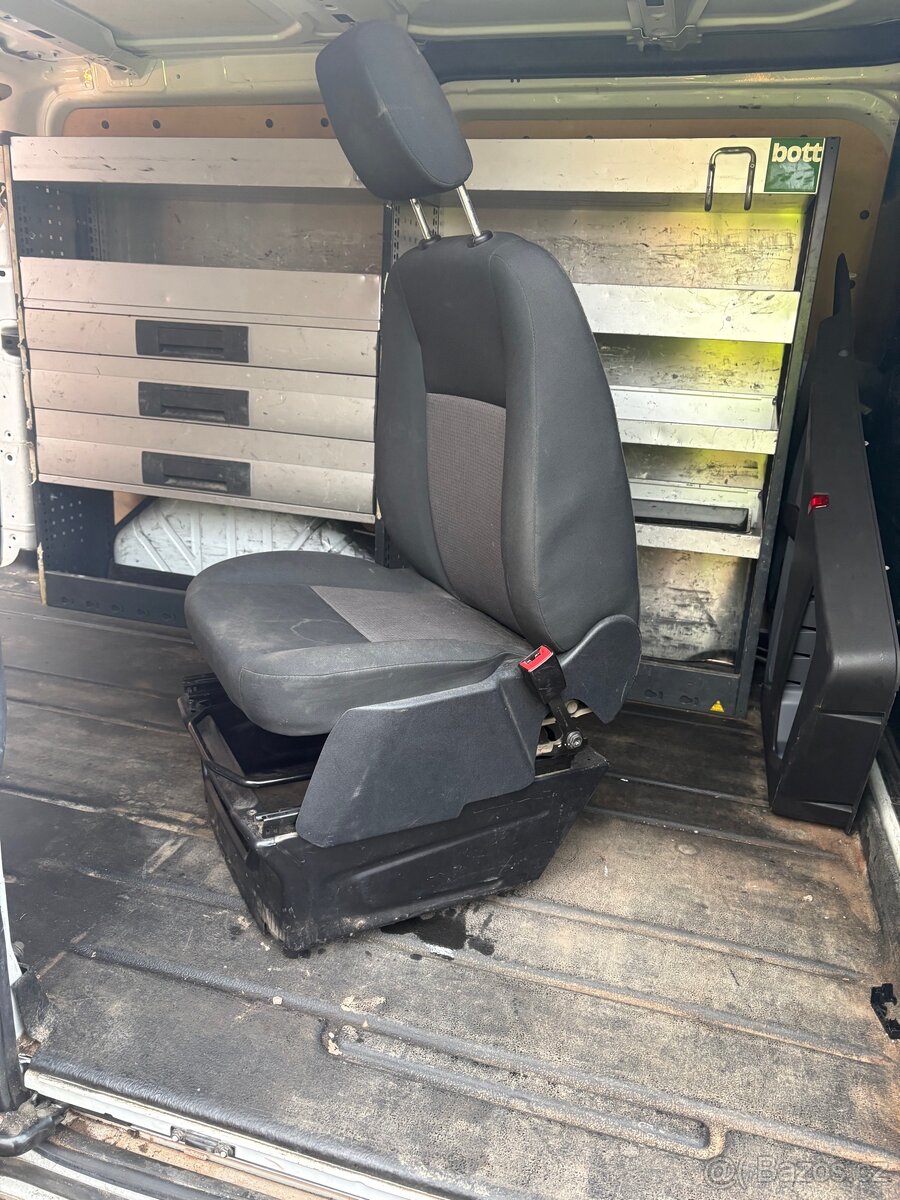 Autosedačka a Čelounění Ford transit custon - 2