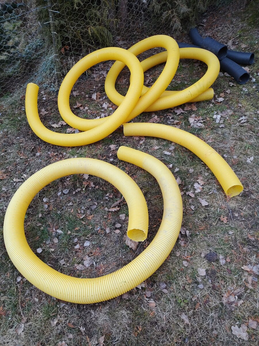 Chránička a drenážní trubka - 2