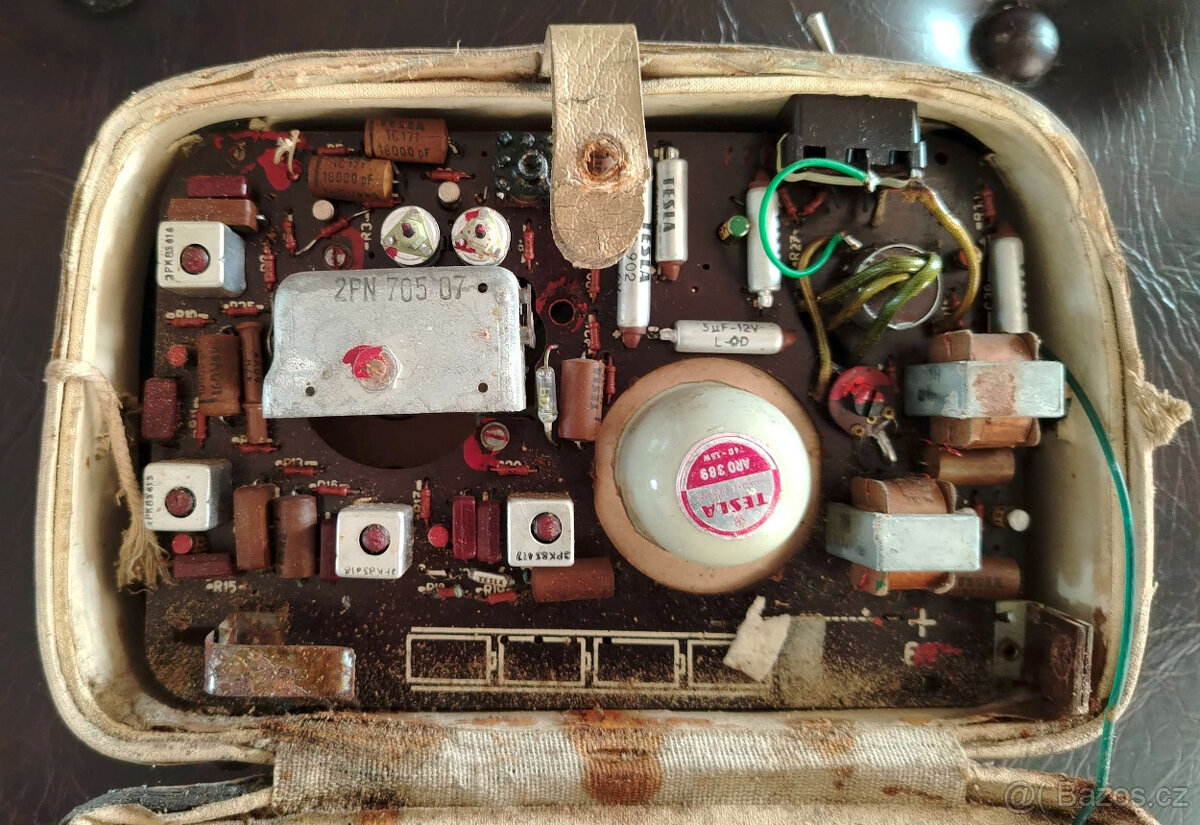 Rádio TESLA 2800 B2 - 2