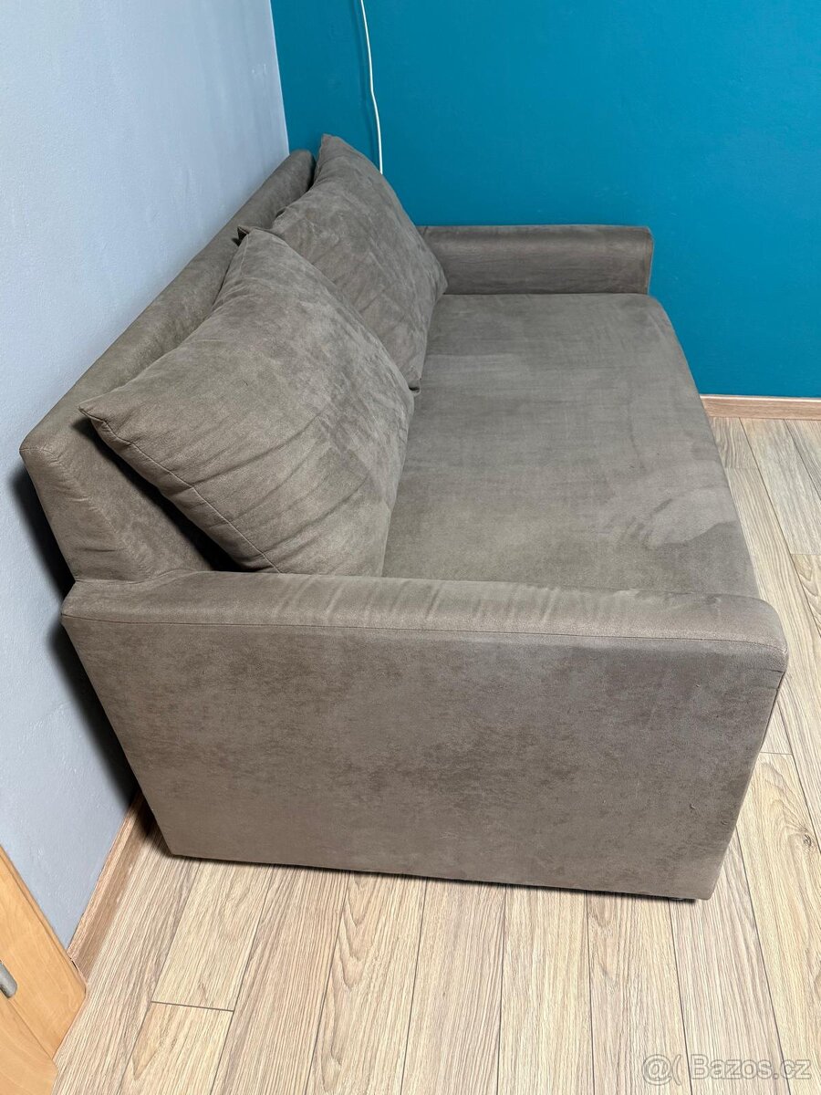 Rozkládací gauč - 2