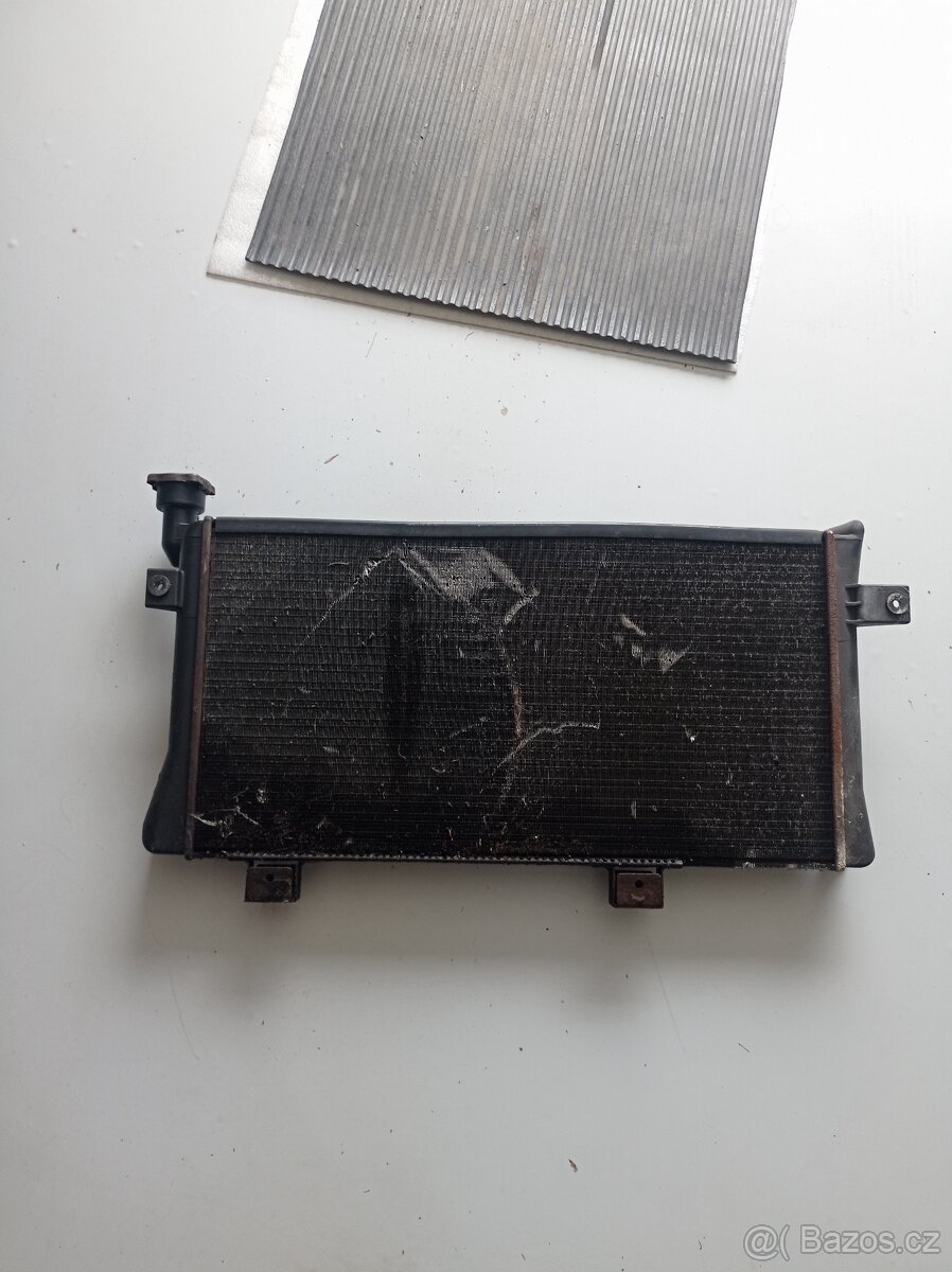 Lada niva - chladič - 2