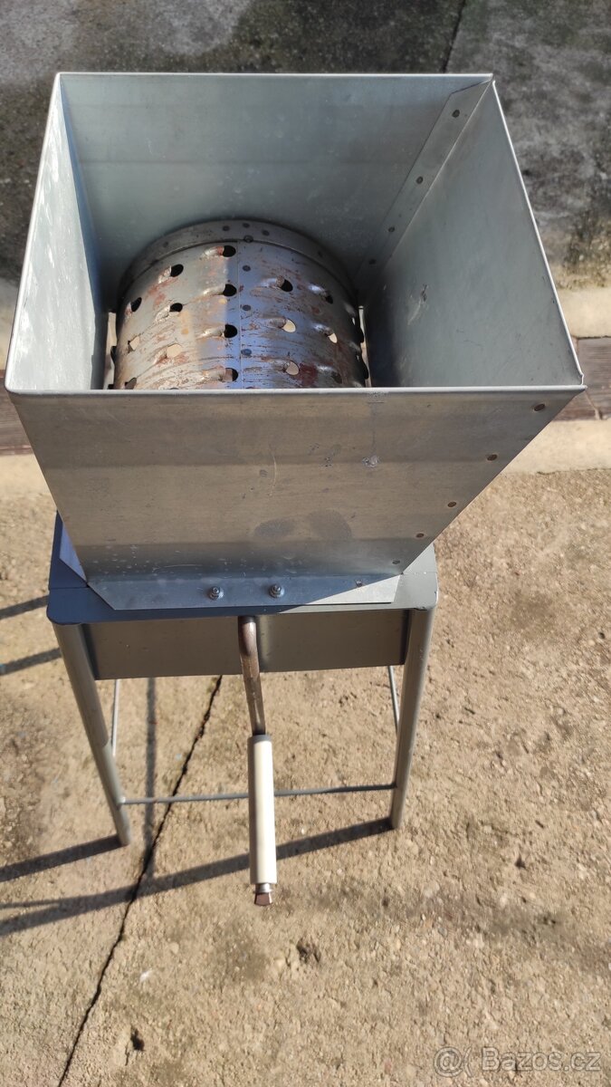 Struhadlo na řepu - 2