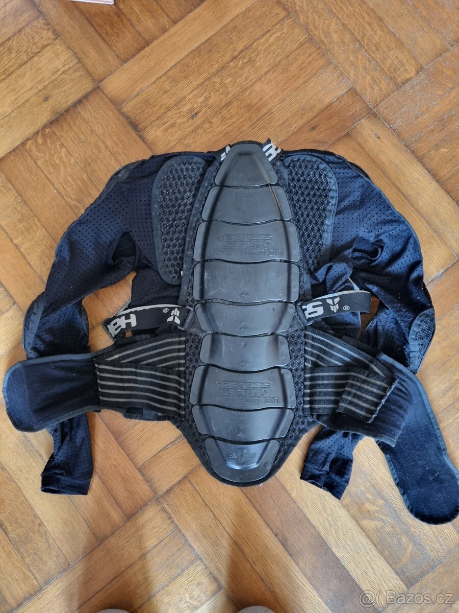Chránič těla + rukavice - 2