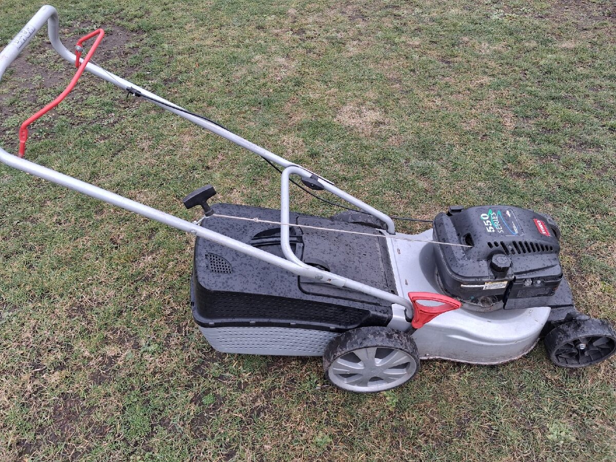 Benzinova sekačka - 2