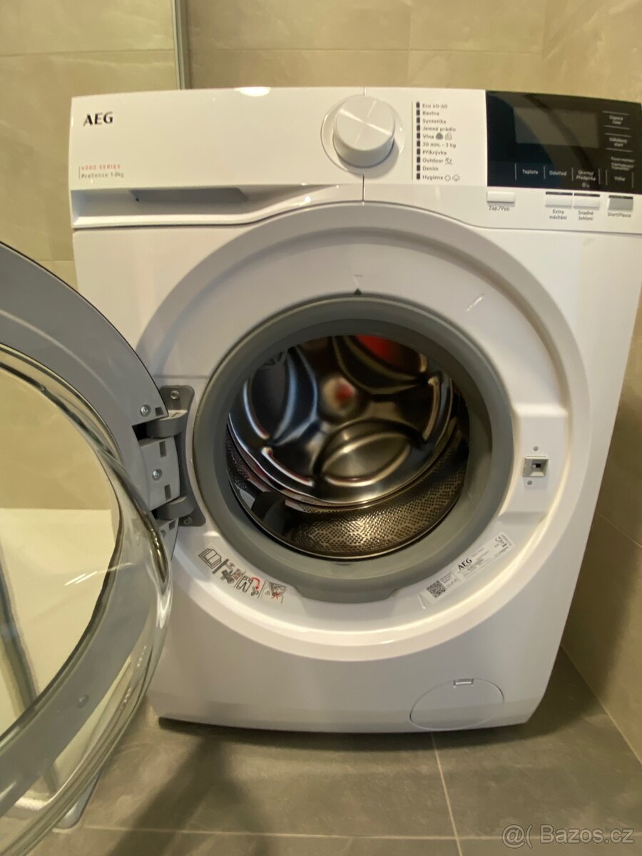 pračka AEG 6000 ProSense™ LFR61864BC - 2