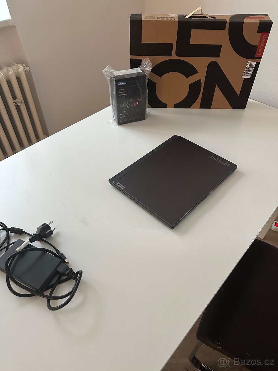 Lenovo Legion Slim 5 , celokovový - 2