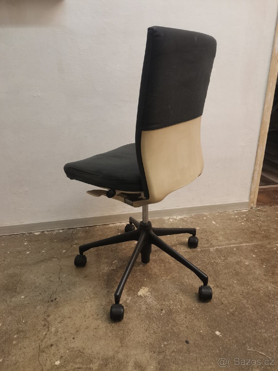 Kancelárska zidle Vitra ID soft - 2