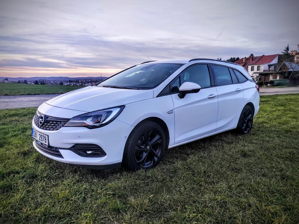 Opel Astra, 1.2 Turbo, Kombi Serv.kniha, Kůže, 116 000 km - 2