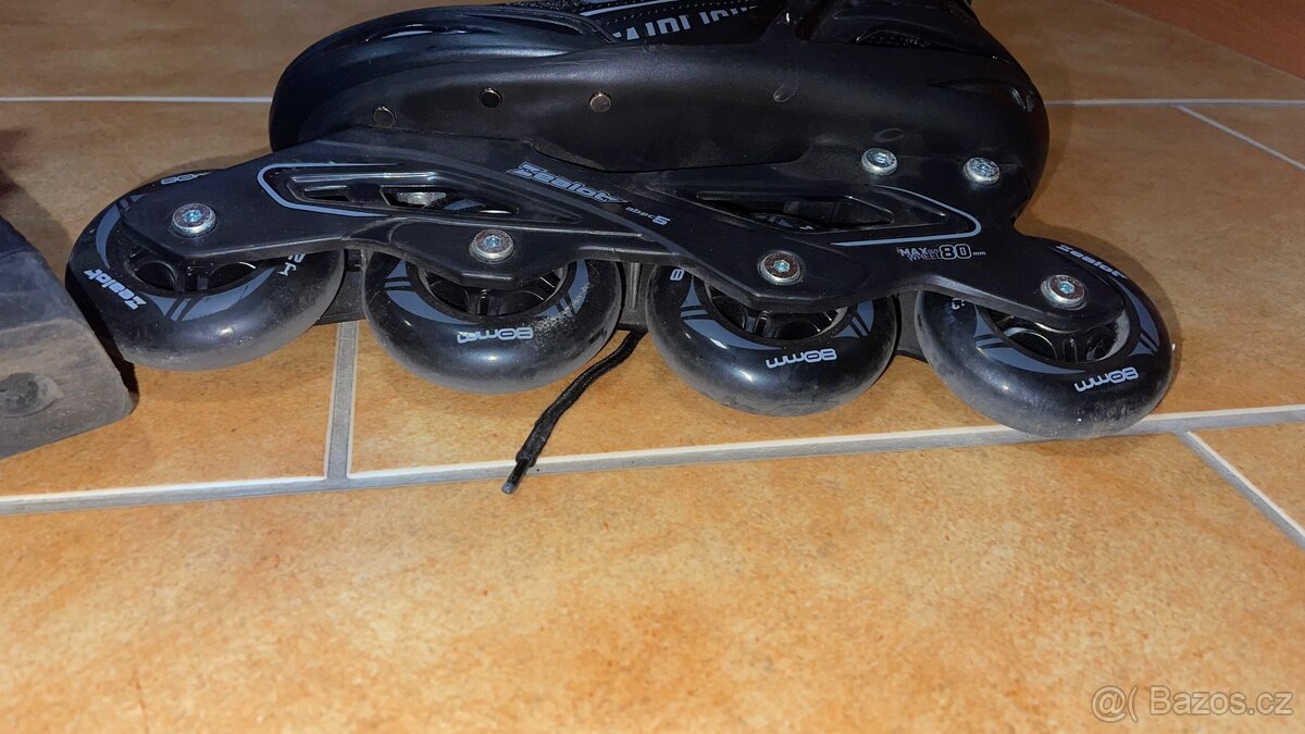 Kolečkové brusle vel. 40 - dámské - 2