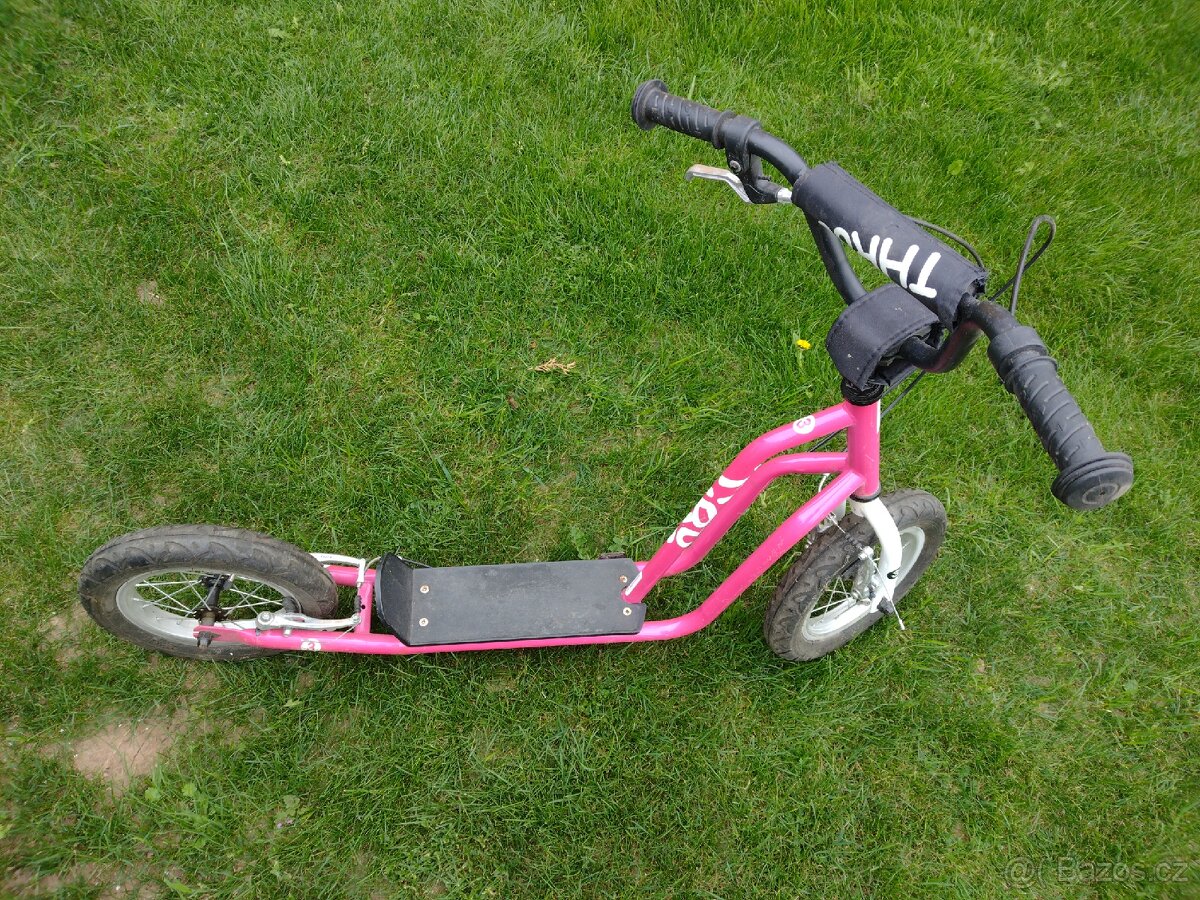 Koloběžka Yedoo - 2