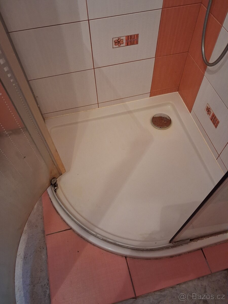 Prodam sprchovy kout s vaničkou. - 2