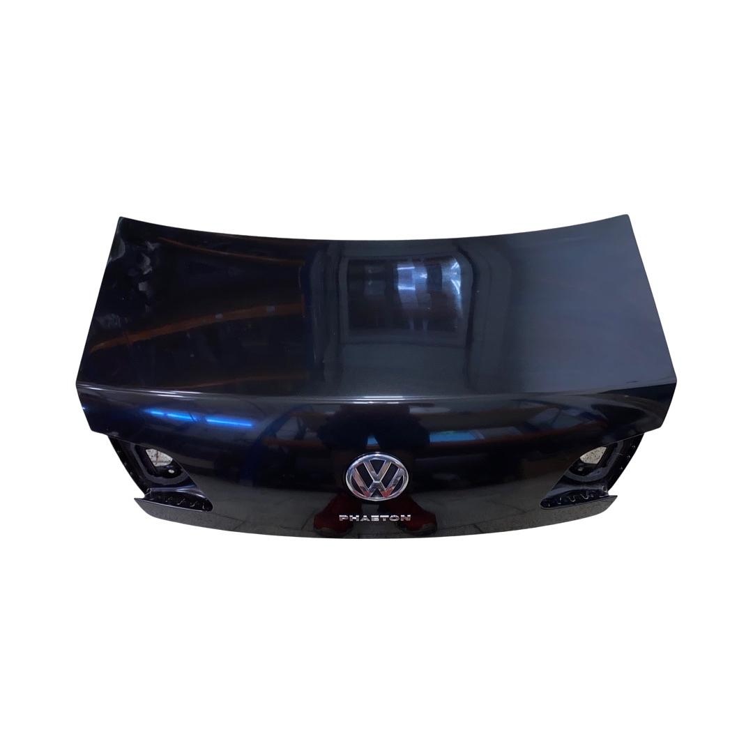 Páté dveře černá metalíza LR9V VW Phaeton 3D r.v. 2010 - 2