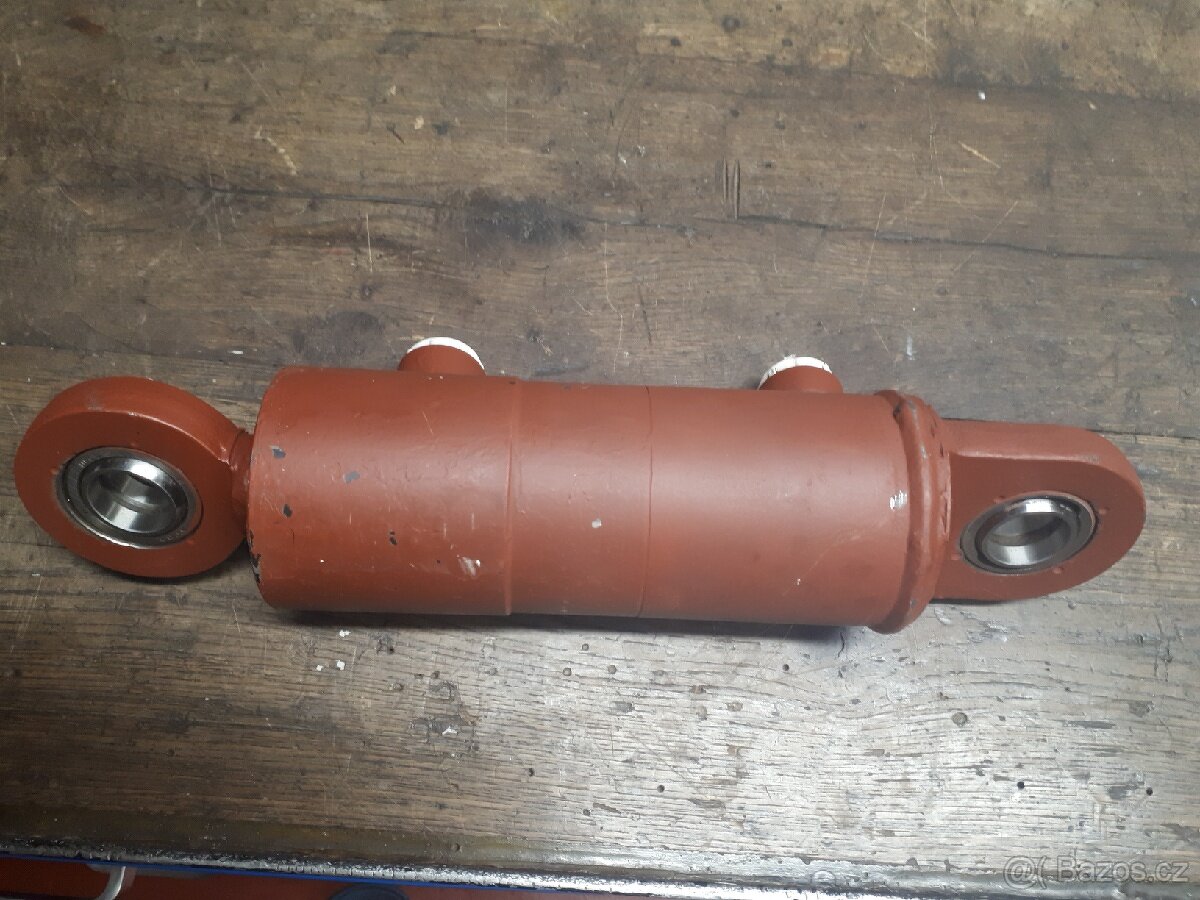 Hydraulický válec - 2