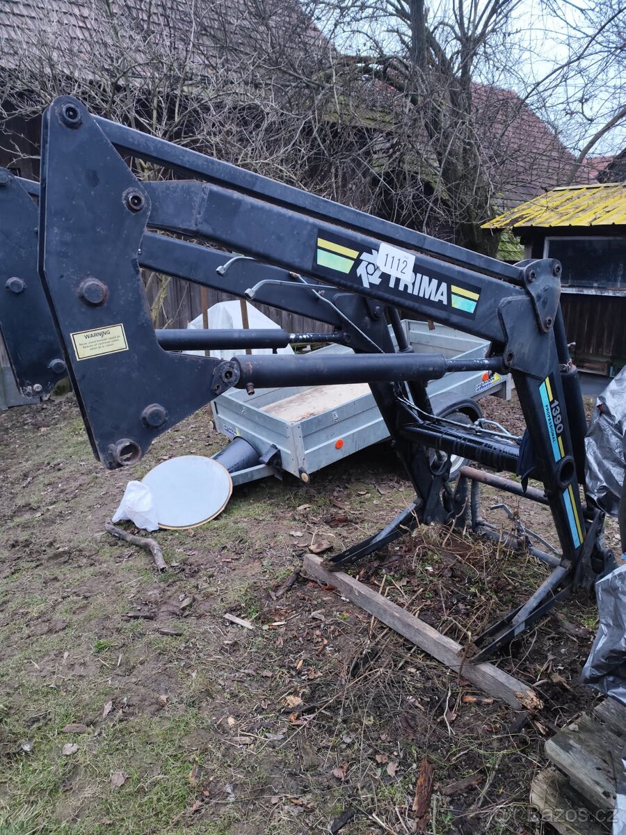 Konzole a podvázání na čelní nakladač TRIMA - 2